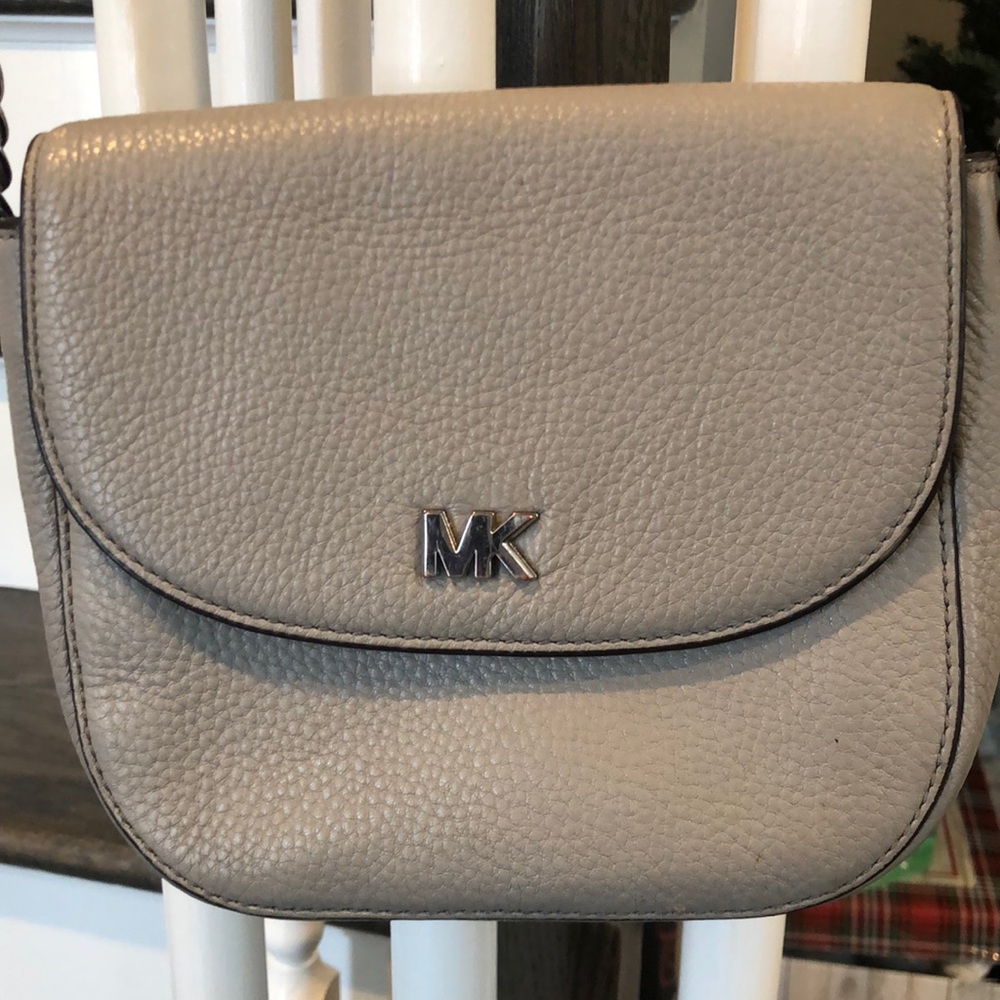 Michael kors crossbody purse